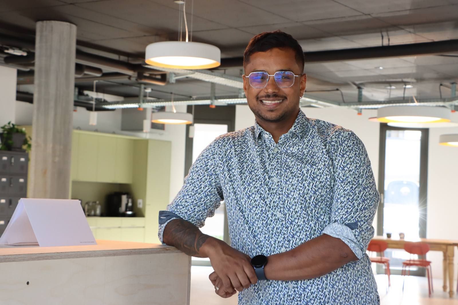 Pratheep Sinnathurai, Gründer des nowo Coworking Space in Widnau